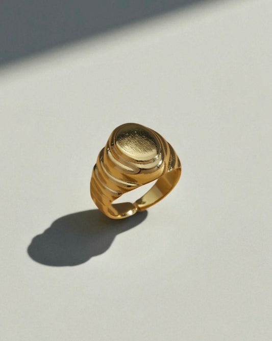 Anel Ajustável Dedinho Old Dourado
