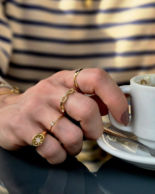 Anel Ajustável Dedinho Sun Dourado