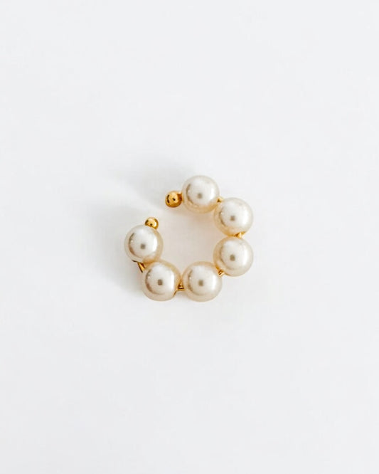 Piercing de Pérolas Lavínia Dourado