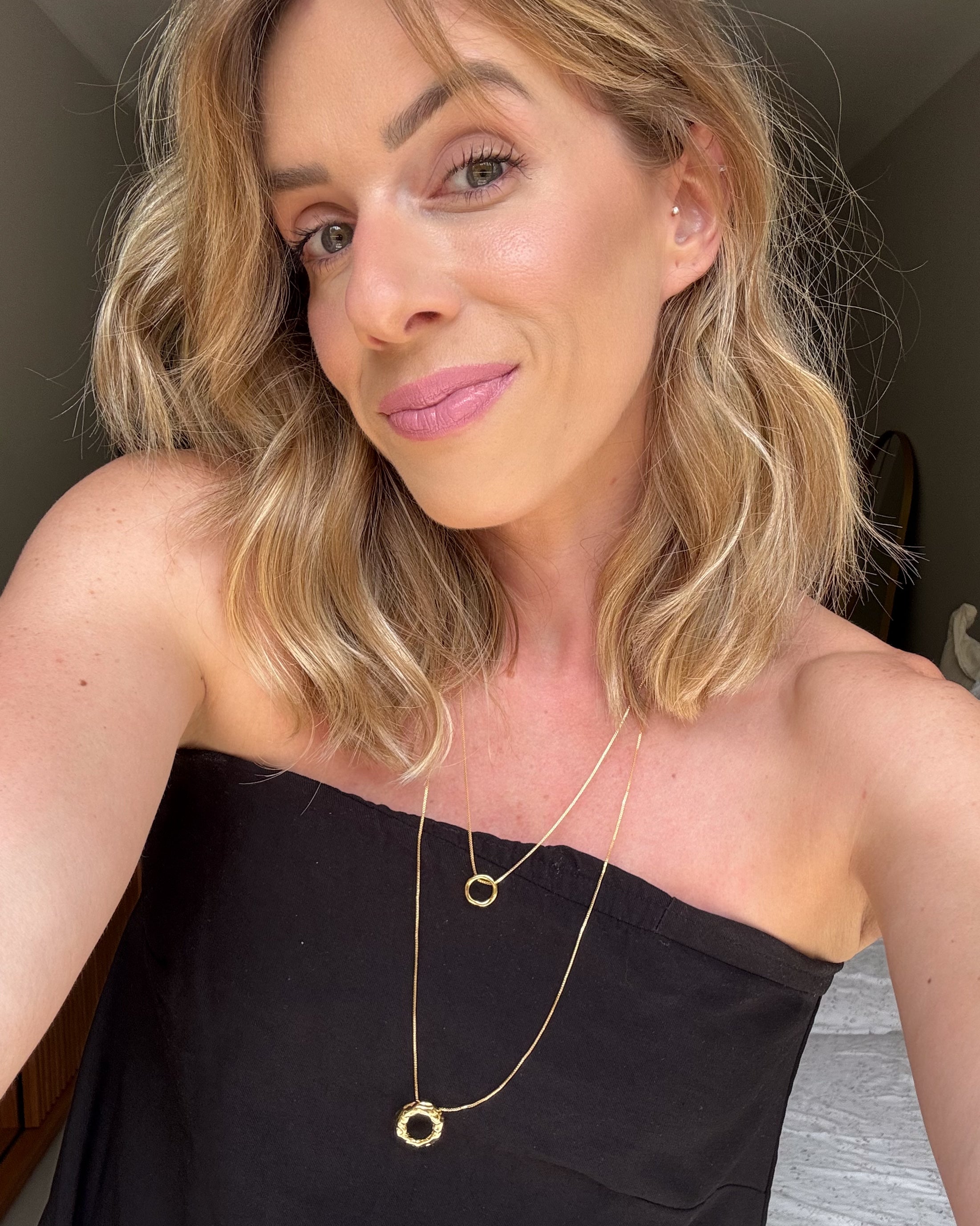Colar Anne Dourado