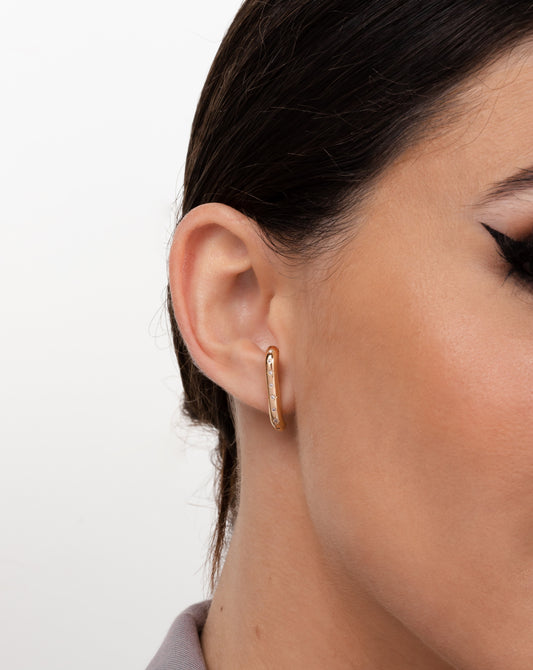 Brinco Ear Hook Unique Dourado