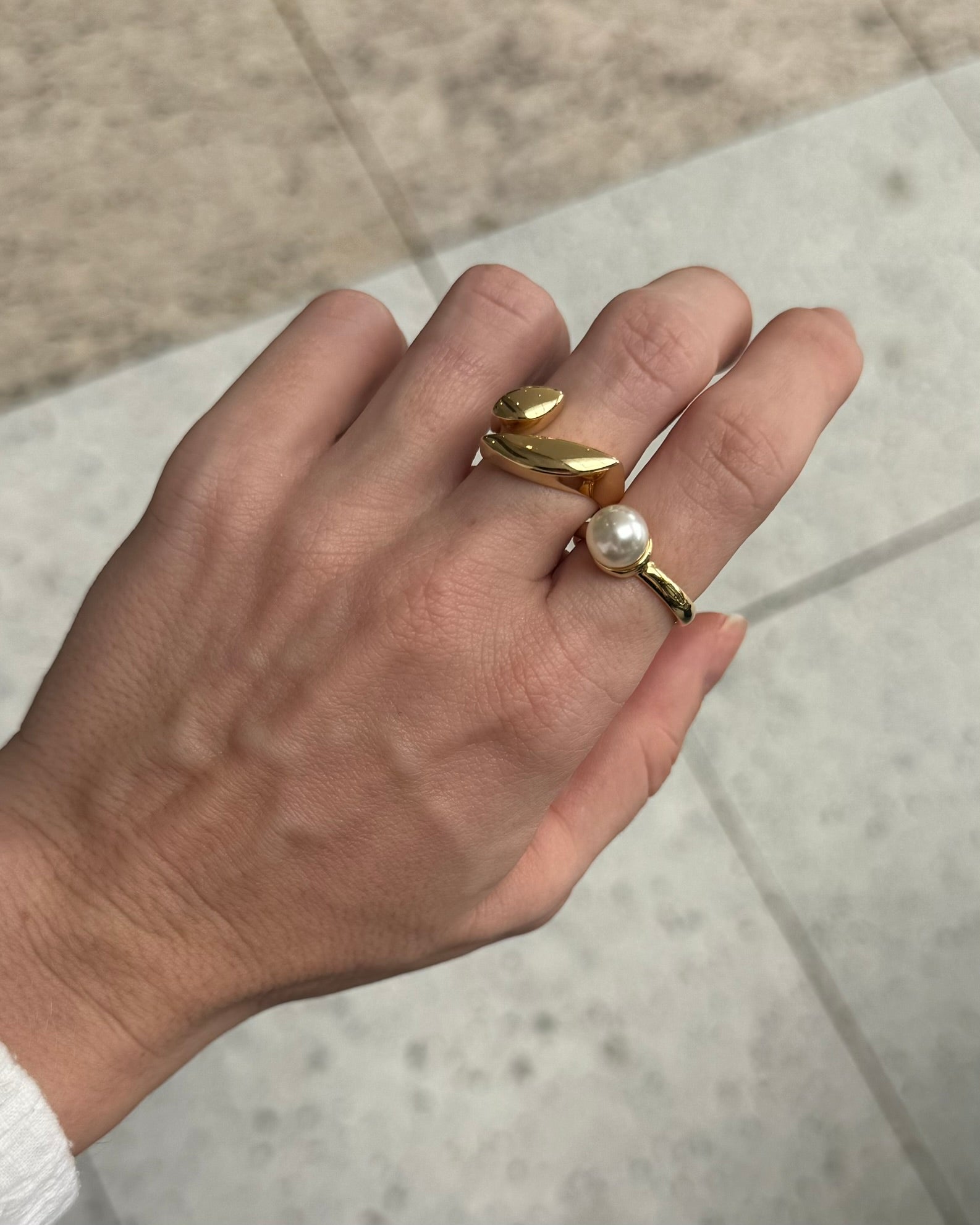 Anel Ajustável Perle Dourado